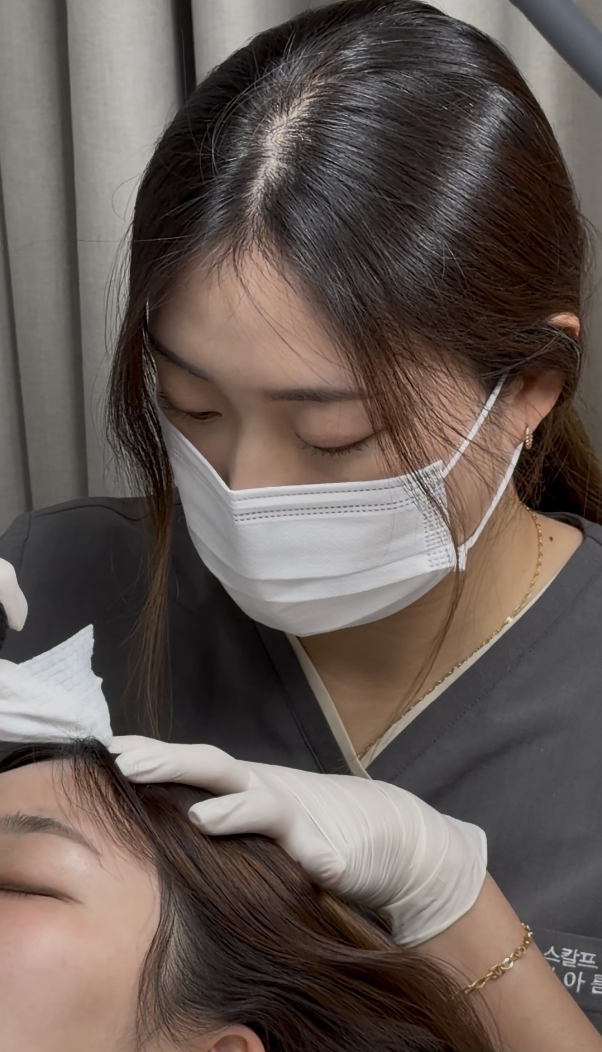 시술 작업 모습 3